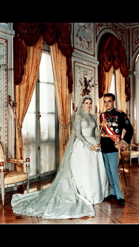 Maybe you would like to learn more about one of these? Pin von Daniela Uehli auf Königliche Paare | Grace kelly ...