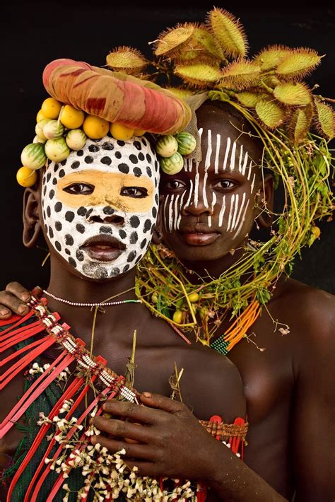 Interview Intimate Portraits Capture The Beauty Of Ethiopia S Suri Tribe Women Tribal Face