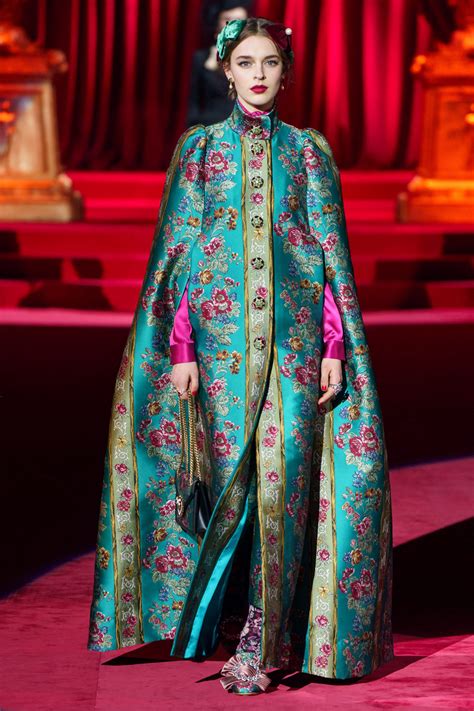 We did not find results for: Dolce & Gabbana Fall-Winter 2019-2020 Ready-to-Wear Collection