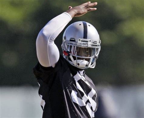 Rolando Mcclain Looks To Become More Of A Leader For Oakland Raider