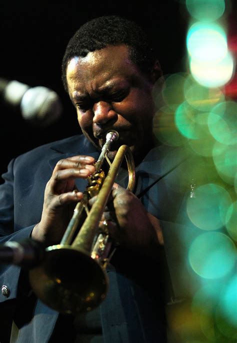 Review Trumpeter Wallace Roney At Jazz Showcase Chicago Tribune