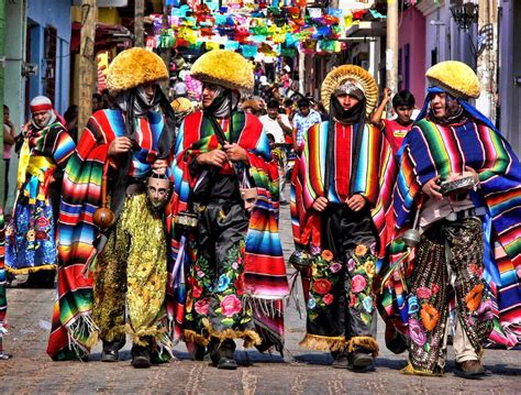 Tradicional Danza Los Parachicos Chiapas De Corzo M Xico