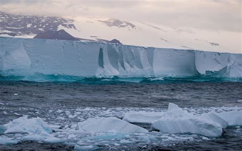 Worlds Largest Ice Shelf Is Melting 10 Times Faster Than Average