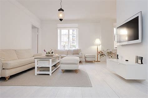 Amazing Apartment With Total White Look