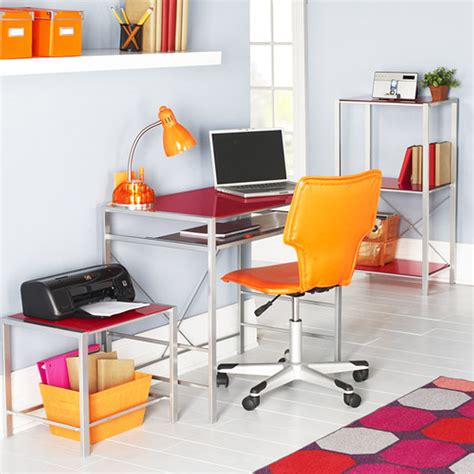 Hey guys, is it easy to decorate a room on a budget? Turn your home-office into a space you love! - Hypnoz Glam