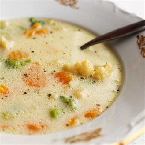 Creamy Cauliflower Carrot Soup Recipe