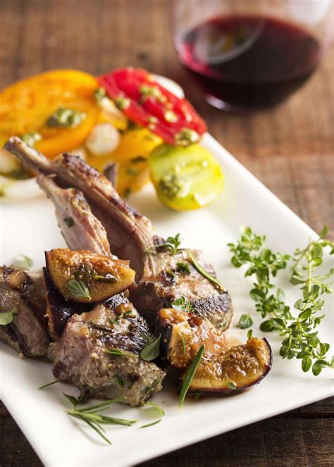 Crispy Lamb Chops with Thyme Sauce - IngRecipe