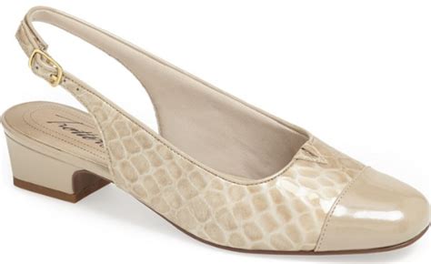 Trotters Dea Slingback In Beige Low Heeled Leather Slingback Has