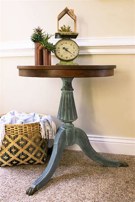 Yardsale Round Table Upcycle - Project by DecoArt