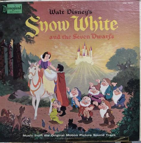 1201 Snow White And The Seven Dwarfs