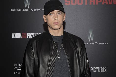 Eminem apologizes for homophobic slur on new album