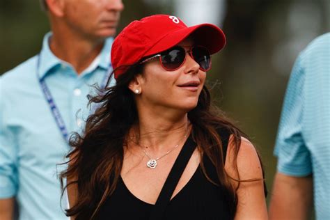 tiger woods girlfriend erica herman wore dior s lucky sneakers at pnc footwear news