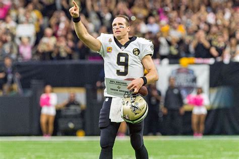 Drew Brees Breaks Records And Our Hearts Popdust