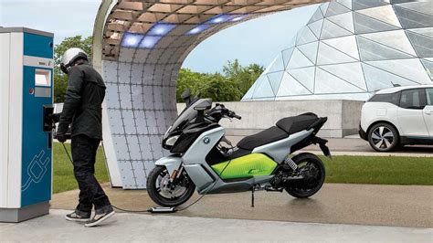 Bmw C Evolution Electric Scooter Finally Coming To Us Pricing Announced