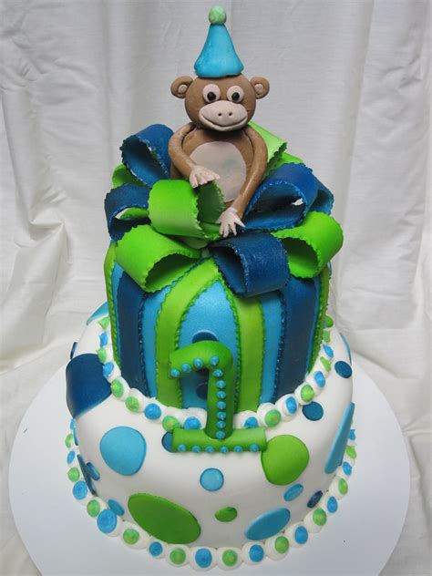 So for that unique little man's day, how can you dress a baby boy for their 1st birthday? First birthday boy cake | First birthday boy cake with ...