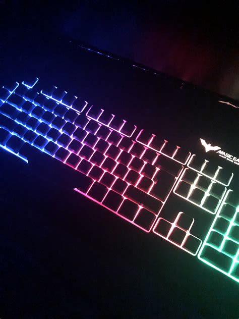 Light Up Keyboard Is Unreadable Rcrappydesign