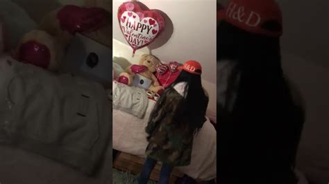 If you are in a hurry, a simple i love you note works wonders. Boyfriend Surprises Long Distance Girlfriend - YouTube