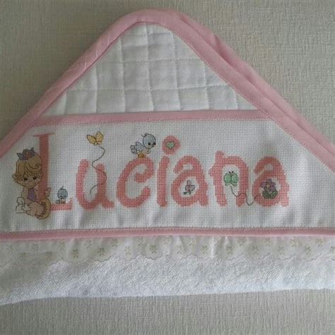Toalla personalizada | Punto de cruz bebe, Toallas bordadas, Manualidades