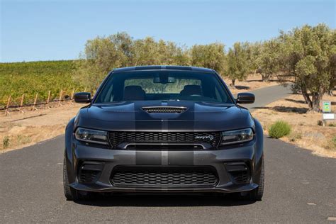2020 Dodge Charger Scat Pack And Srt Hellcat Widebody Review Which To