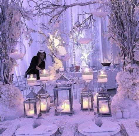 37 Classy Winter Wonderland Wedding Centerpieces Ideas Winter