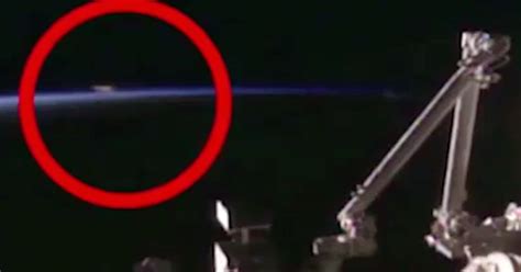 Nasa Cuts Live Feed After Mysterious Ufo Appears In Space World