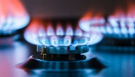 Vitrokitchen ofrece una colección de cocinas de gas dotadas de hornos con valores de una cocción tradicional y natural. What Happens When Gas Is Heated? | Sciencing