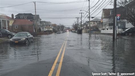 High Tide Brings Significant Flooding To Parts Of Rockaways In Queens New Jersey Abc7 New York