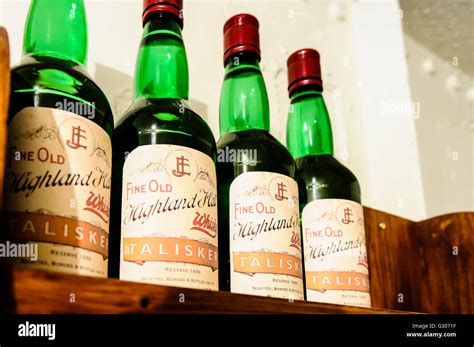 Bottles Of Scotch Whisky Hi Res Stock Photography And Images Alamy