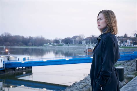 Mireille Enos Talks Amazons ‘hanna Making A Career Out Of Chasing People Awards Daily