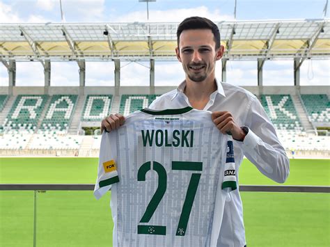 Hit Transferowy Wolski Oficjalnie W Radomiaku Sport Radom24pl
