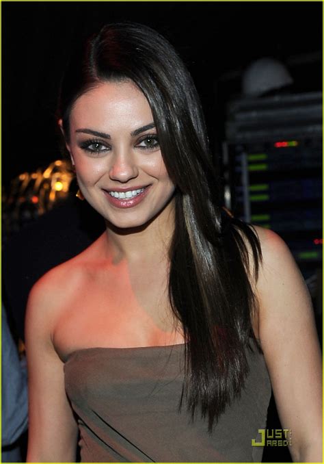 Mila Kunis Peoples Choice Awards 2011 Photo 2508624 Mila Kunis