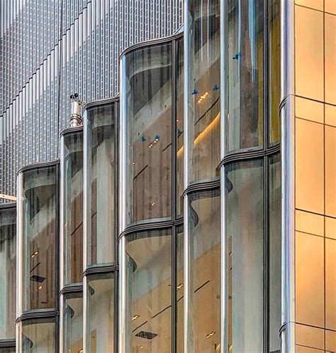 Nordstrom Curved Glass In Nyc Wins Façade Of The Year Cricursa Curved Diseño De Fachadas