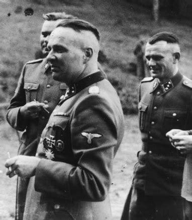 Wehrmacht ist die bezeichnung für die gesamtheit der streitkräfte im nationalsozialistischen deutschland. Seitenscheitel Wehrmacht Frisur - Frisur