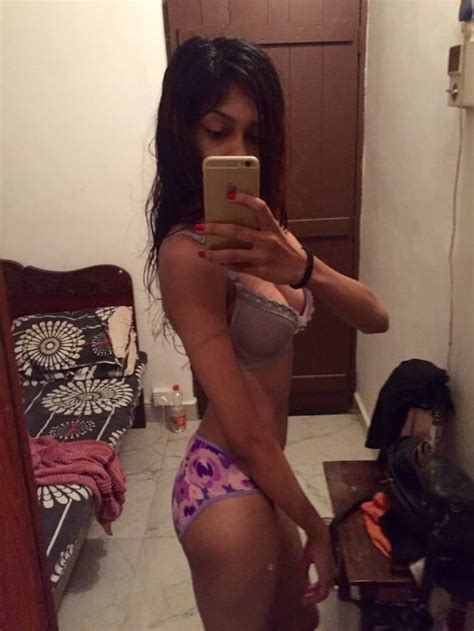 Hot Girl Indian Muslim Nudes 2020 Corona Time Pics Leaked 29 Pics