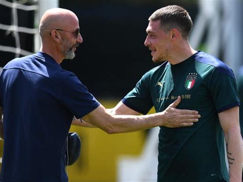 Gianluca vialli has fought pancreatic cancer multiple times and won. Gianluca Vialli e il ruolo nell'Italia di Mancini agli ...