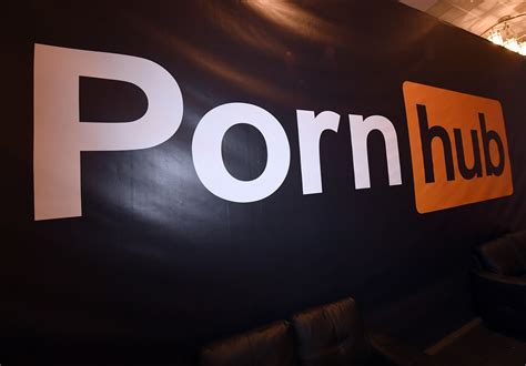 Pornhub Asks IG Why Kim Kardashian Can Show Her Exposed Ass But They