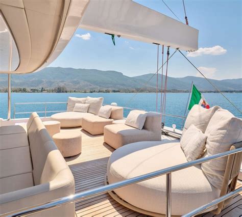 Genny Yacht Charter Details Sunreef Yachts Charterworld Luxury