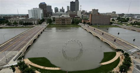 Iowa flooding 2008 look back: Officials admit downtown Des Moines could