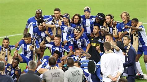 Fc Porto Campeão 201920 11 Momentos De Uma Longa Caminhada Record