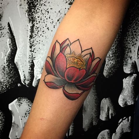 125+ Stunning Arm Tattoos For Women - Meaningful Feminine Designs