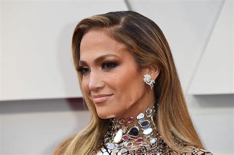Jennifer Lopez Twins J Lo Reveals How She Found Out She Was Pregnant