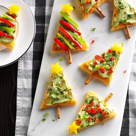 Don't let last minute holiday gatherings leave you in a lurch. 1001+ ideas for easy Christmas appetizers to get the party started