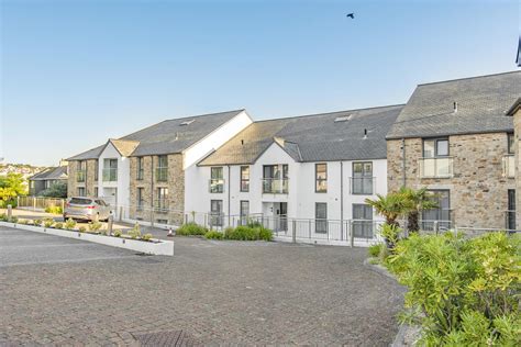 Ideal location from which to visit st ives, the local attractions and the surrounding countryside. The Sands, Carbis Bay, St. Ives - Shore Partnership