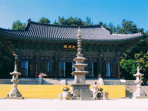 14 Best Things To Do In Seoul With Images Buddhist Temple South Korea Travel Korea Travel