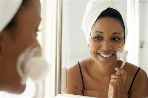 How To Fade Dark Spots On African American Skin