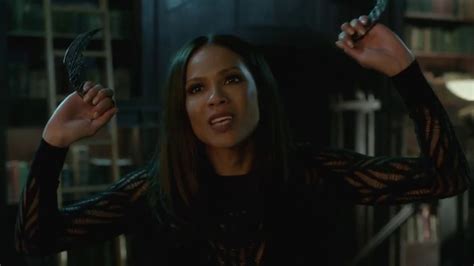 Mazikeen 1x12 Luciferamenadiel Fight Mazikeen Refuses To Be Used By