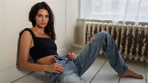 Wallpaper Kendall Jenner Women Model Brunette Torn Jeans Barefoot On Floor Wooden Floor
