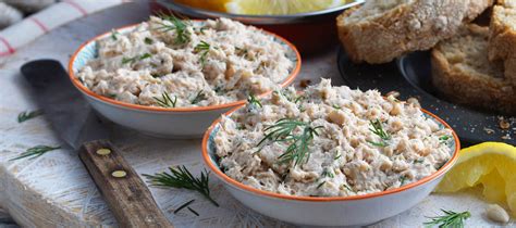 Salmon can be substituted with smoked trout or other smoked fish (even if not thin slices like smoked salmon). Tin Salmon Mousse Recipe : Recipe For French Salmon And Caper Mousse : An easy recipe for canned ...