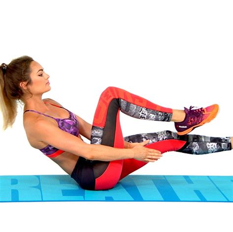 Emily Skyes 20 Minute Core Workout For Strong Sculpted Abs Emily
