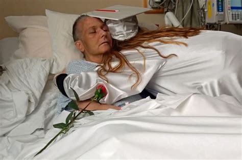Tear Jerking Moment Dying Mother Clings To Last Breaths In Hospital Bed To Watch Babe